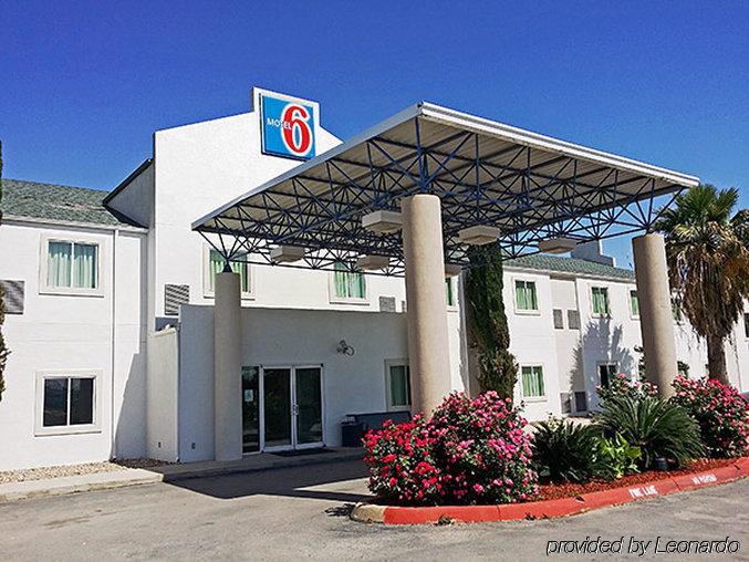 Motel 6 New Braunfels Eksteriør bilde