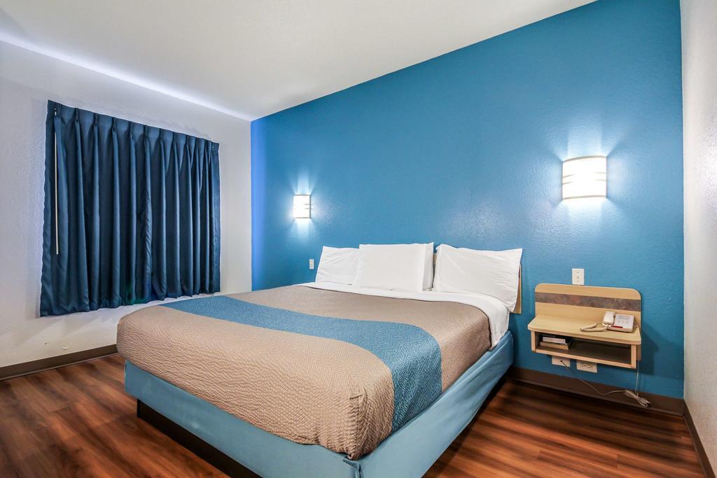Motel 6 New Braunfels Eksteriør bilde