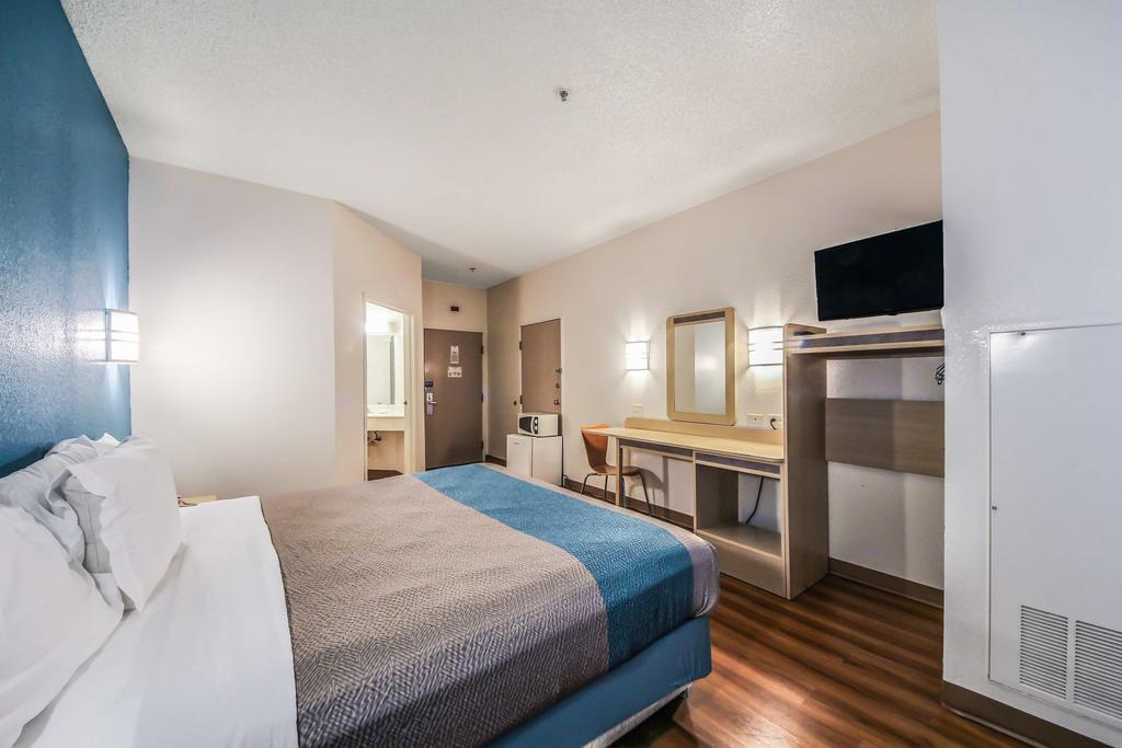 Motel 6 New Braunfels Eksteriør bilde